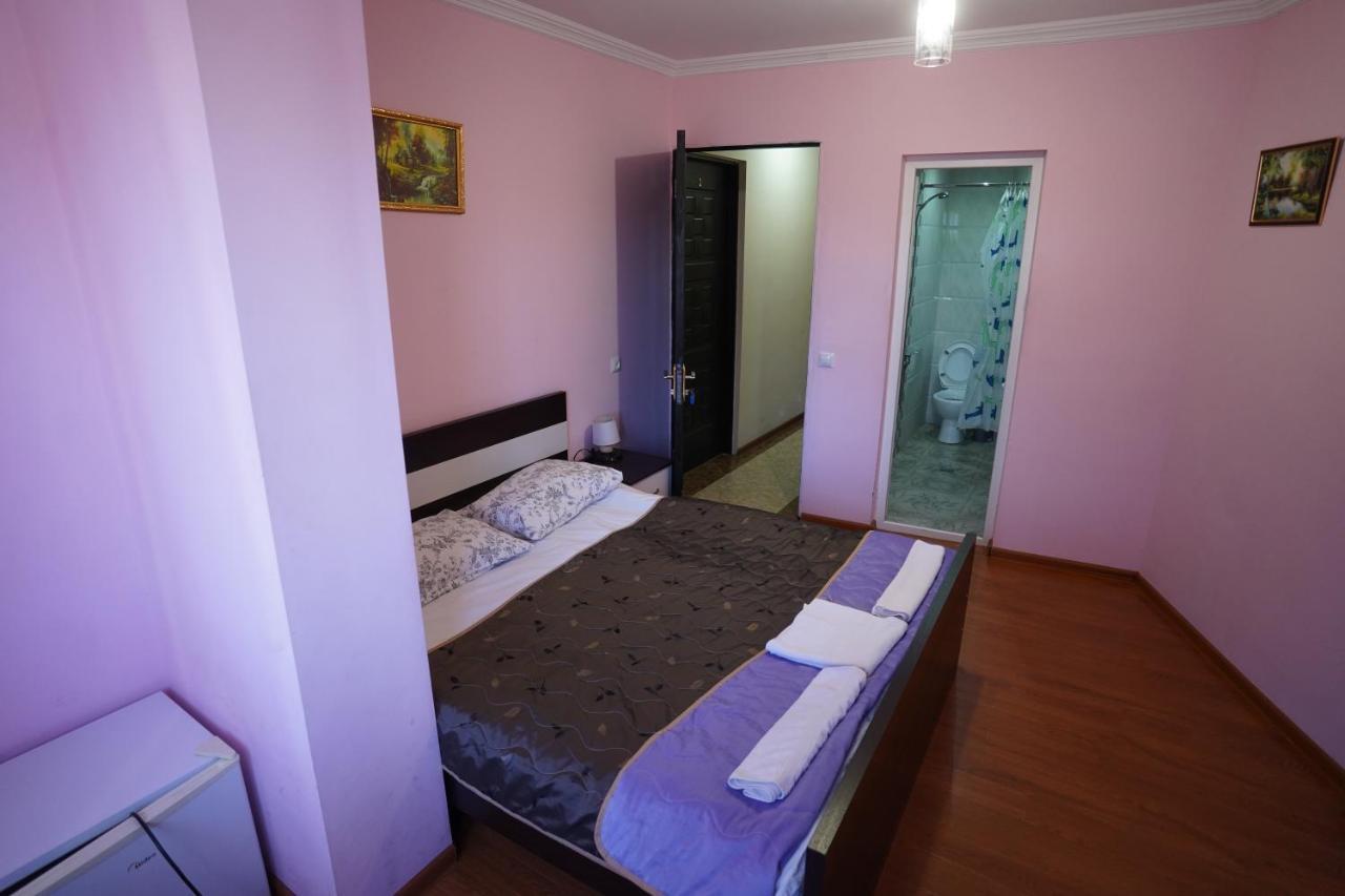Imperator 1 Hotel คูทายสิ ภายนอก รูปภาพ
