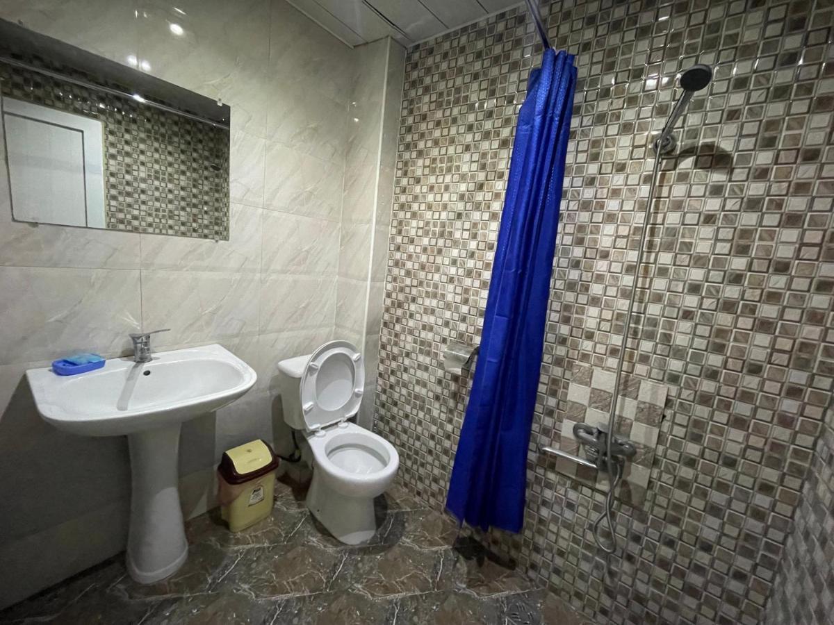 Imperator 1 Hotel คูทายสิ ภายนอก รูปภาพ